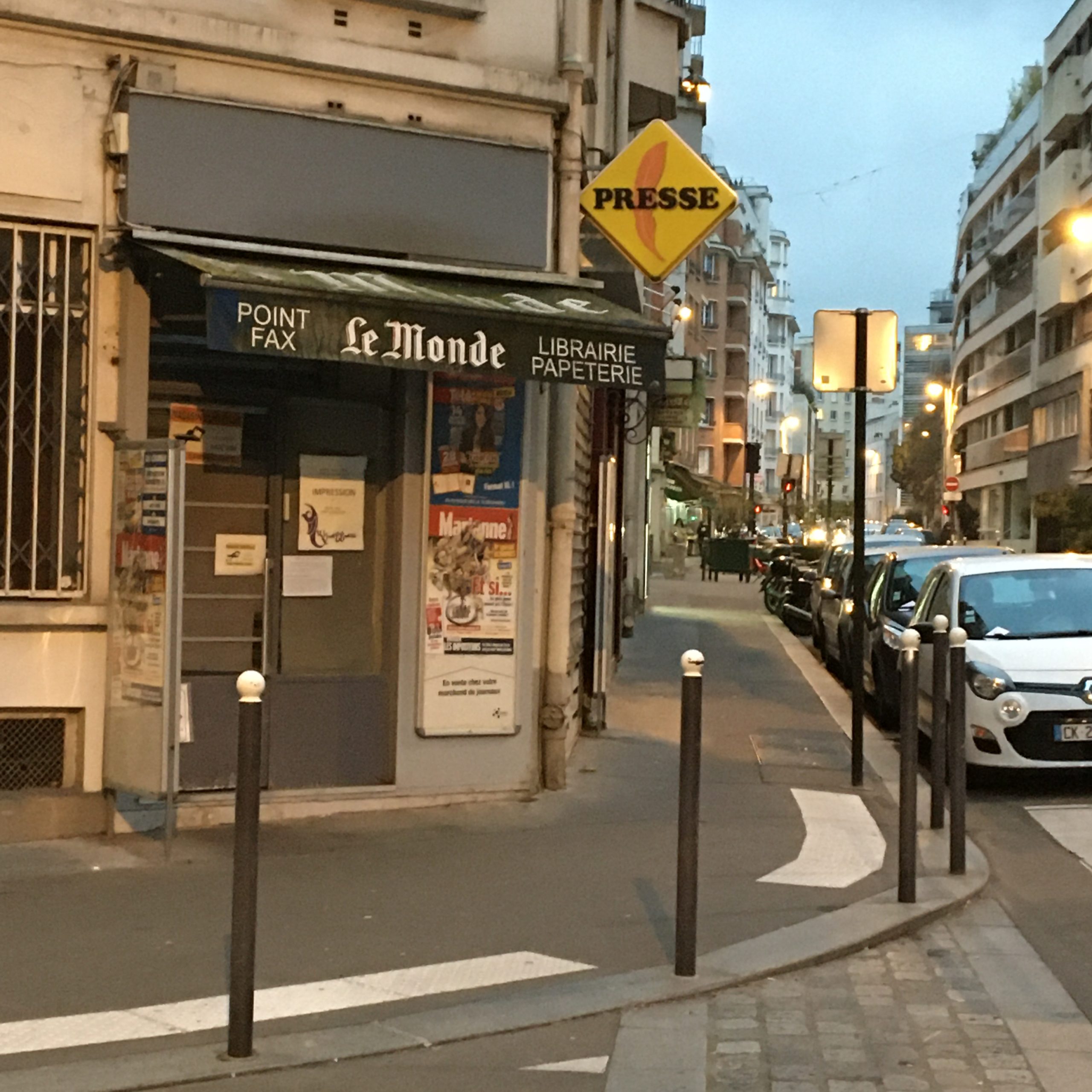 Coin de rue à Paris